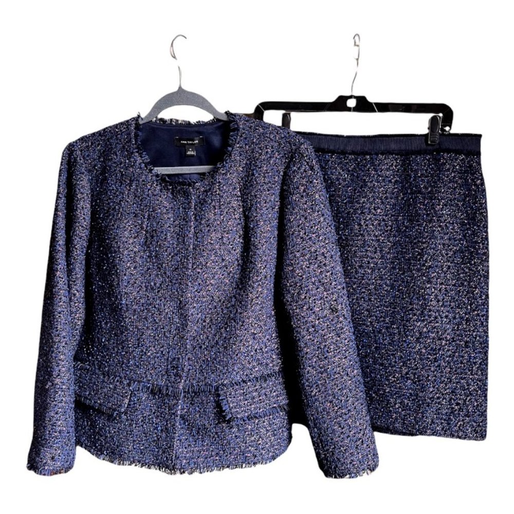 Ann Taylor Skirt Suit Blue tweed boucle with metallic thread jewel neck sz 14